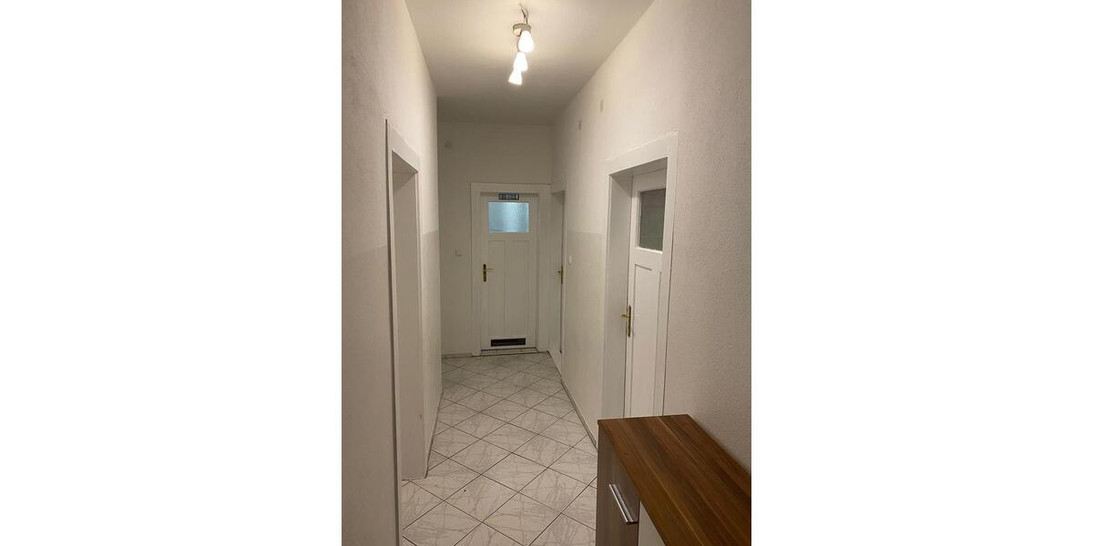 Etagenwohnung Nürnberg Gleißhammer - 6 Zimmer, 115 m&sup2;, 1.250&euro; | Angebot:26405827