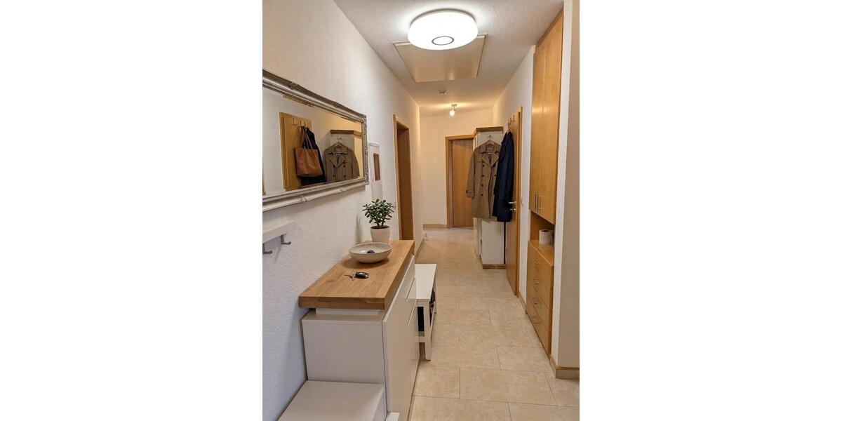Dachgeschoßwohnung Nürnberg Hasenbuck - 3 Zimmer, 105 m&sup2;, 385.000&euro; | Angebot:26997912