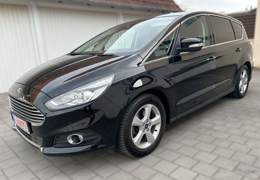 Ford S-Max 135.000 km 12.900 € Nürnberg 90431