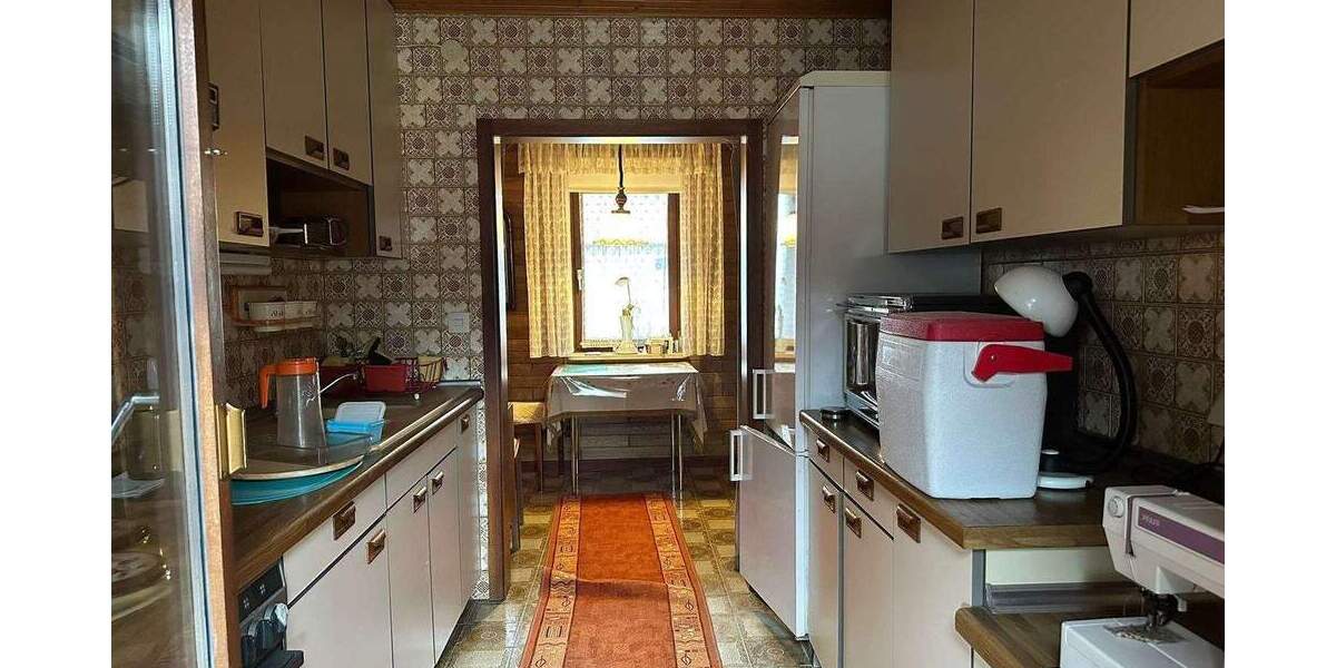 Rohdiamant in Bestlage: Doppelhaushälfte mit vielen Möglichkeiten 4 zimmer