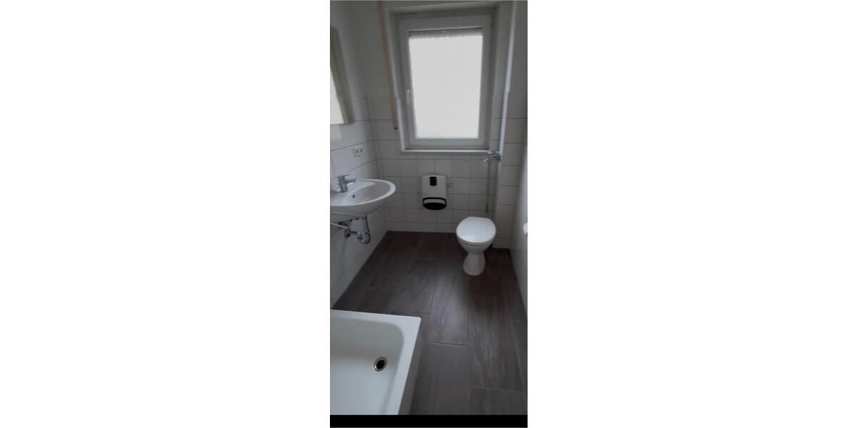 Erdgeschoßwohnung Roth - 3 Zimmer, 68 m&sup2;, 600&euro; | Angebot:25715358