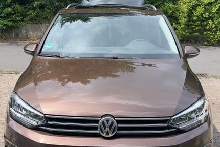VW Touran 159.000 km 15.900 &euro; Nürnberg 90471
