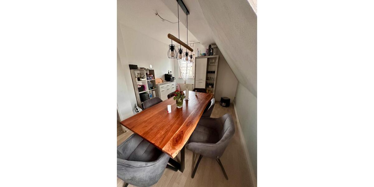 Dachgeschoßwohnung Nürnberg Gaismannshof - 6 Zimmer, 105 m&sup2;, 1.575&euro; | Angebot:26199524
