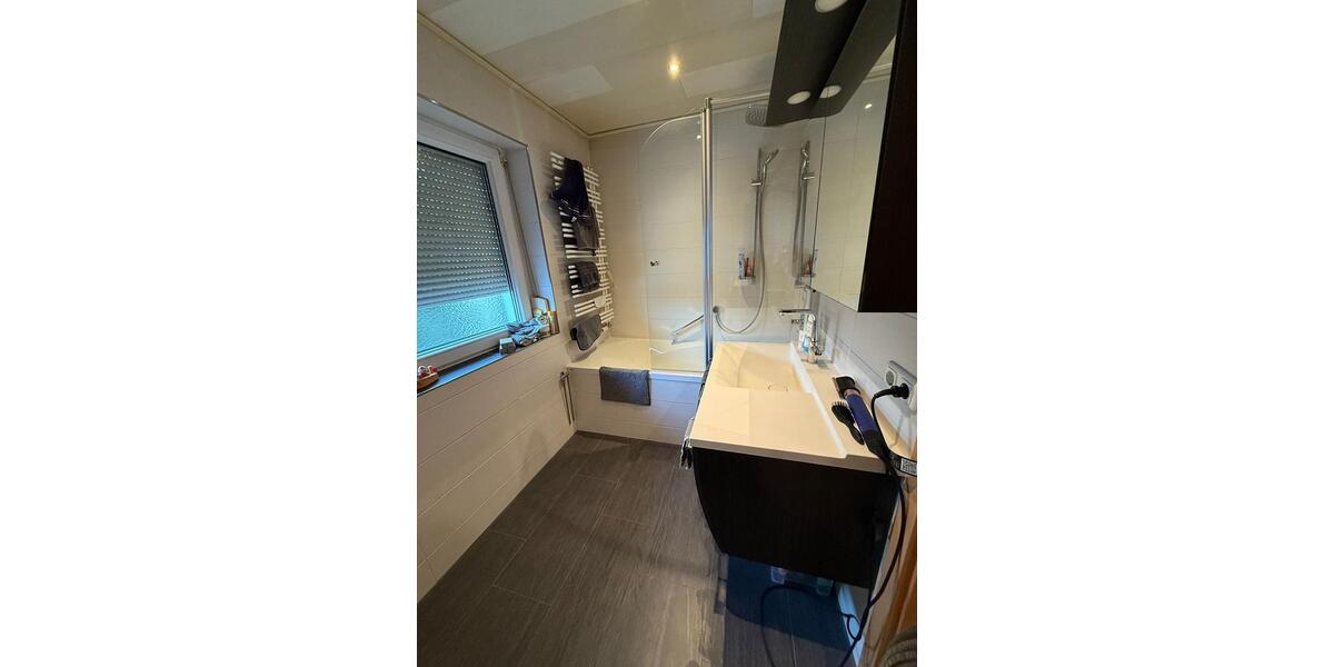 Modernes Einfamilienhaus mit Garten, Solar- & Photovoltaikanlage 6 zimmer