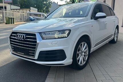 Audi Q7 348.591 km 16.380 &euro; Fürth 90765