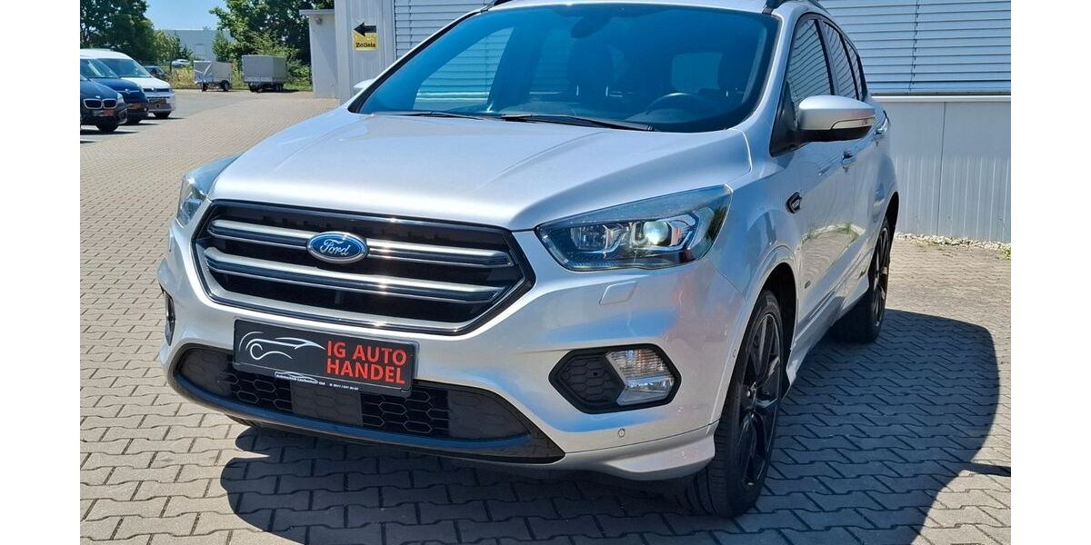 Ford Kuga 114.215 km 8.990 &euro; Eckental 90542