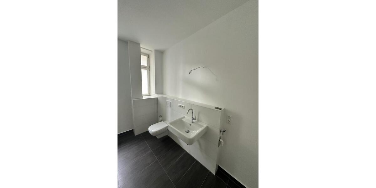 Etagenwohnung Nürnberg Hasenbuck - 2 Zimmer, 75 m&sup2;, 975&euro; | Angebot:25512584