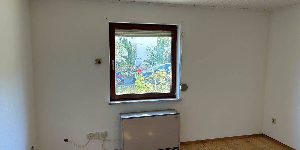 Freistehendes Mehrfamilienhaus mit großem Grundstück...3-Familienhaus in Alterlangen 9 zimmer