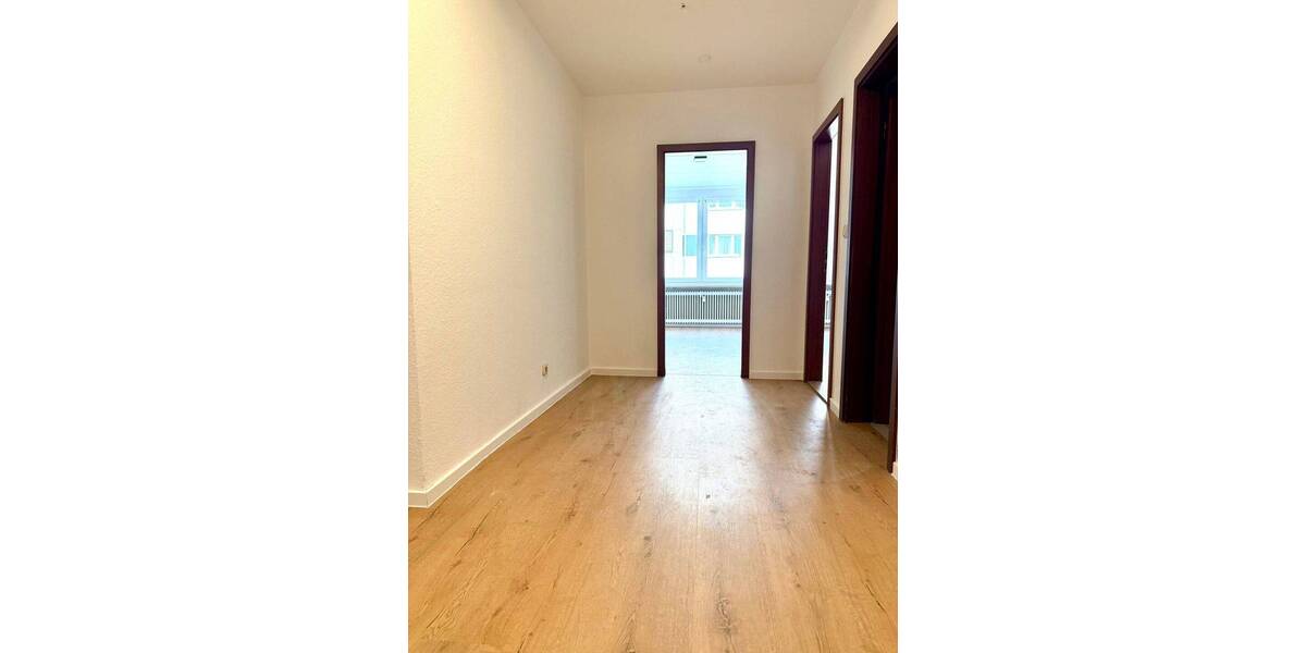 Etagenwohnung Nürnberg Glockenhof - 3 Zimmer, 83 m&sup2;, 1.120&euro; | Angebot:26433958