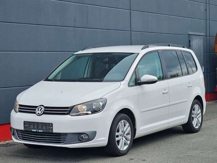 VW Touran 185.600 km 5.499 € Fürth 90763