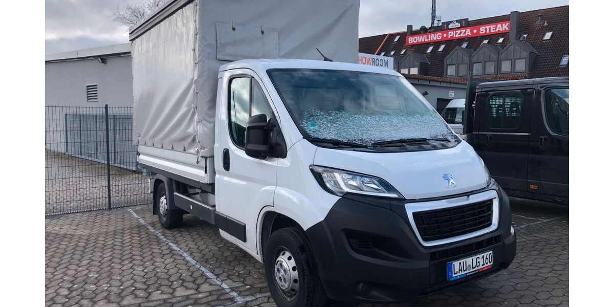 Peugeot Boxer 61.572 km 22.490 &euro; Allersberg 90584