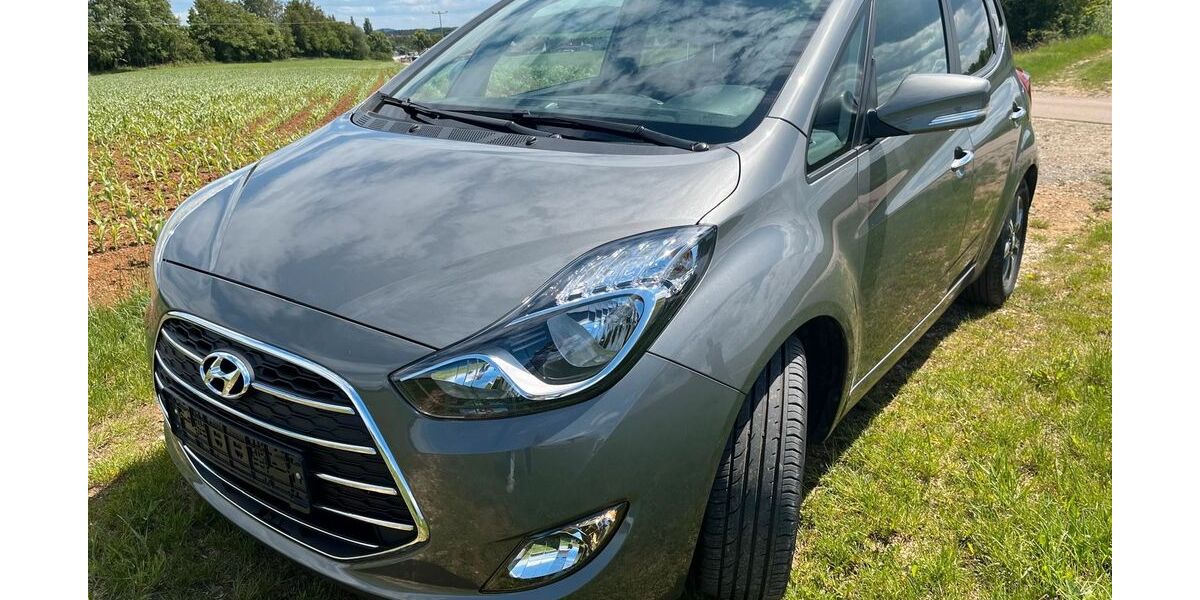 Hyundai ix20 16.800 km 12.999 &euro; Fürth 90762