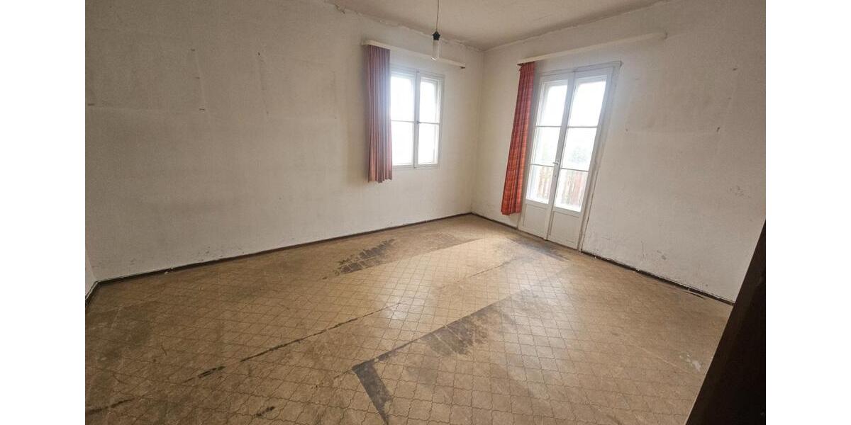 Einfamilienhaus Schwabach - 9 Zimmer, 176 m&sup2;, 1.290&euro; | Angebot:27613302