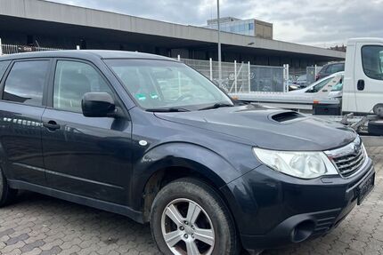 Subaru Forester 226.555 km 2.499 &euro; Nürnberg 90439