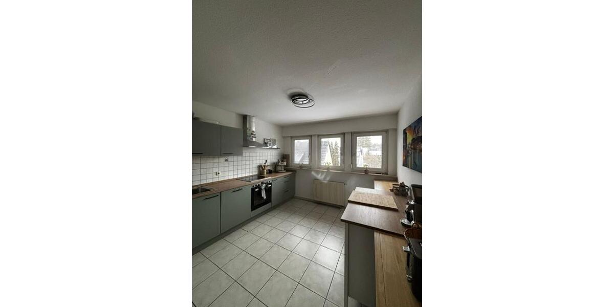 3 Zi. Wohnung (Nr. 6) im DG (2. OG) mit Balkon und Garage 3 zimmer