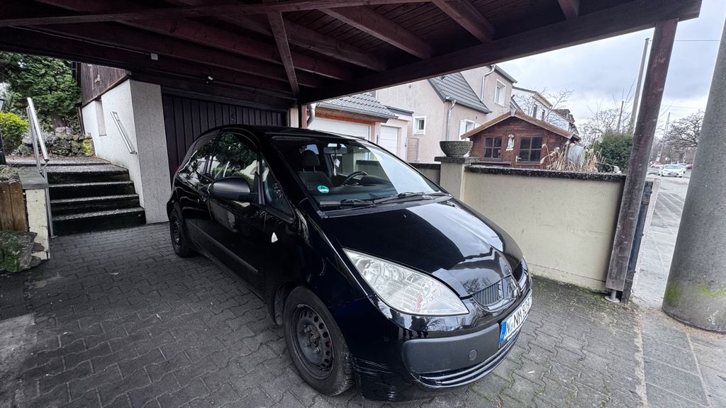 Mitsubishi Colt 207.000 km 1.950 &euro; Nürnberg 90478