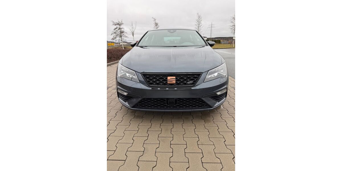 Seat Leon 38.000 km 22.500 &euro; Herzogenaurach 91074
