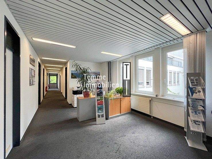 Bürogebäude | Terrassen | Parken | Entwicklungspotenzial | zum Kauf | Nürnberg Ost zimmer