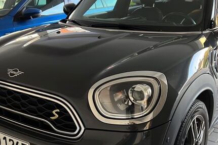 Mini Countryman SE (Cooper) 118.955 km 17.999 &euro; Lauf an der Pegnitz 91207