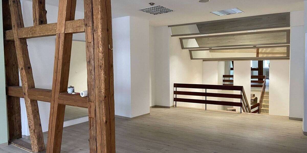 Gewerbeobjekt Forchheim - 2.200&euro; | Angebot:25768292