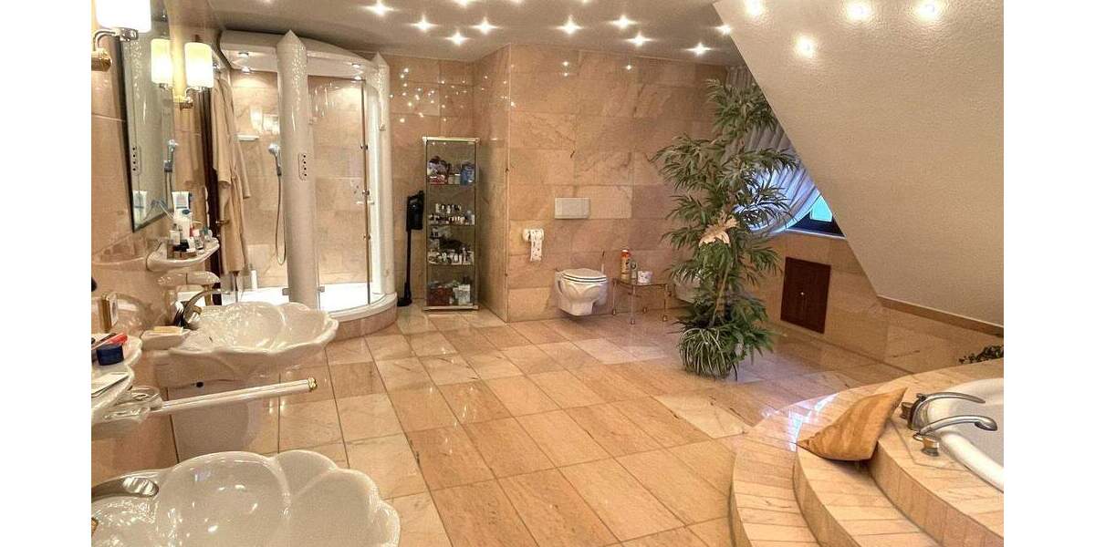 Mehrfamilienhaus, Wohnhaus Nürnberg Zerzabelshof - 6 Zimmer, 239 m&sup2;, 995.000&euro; | Angebot:25666245