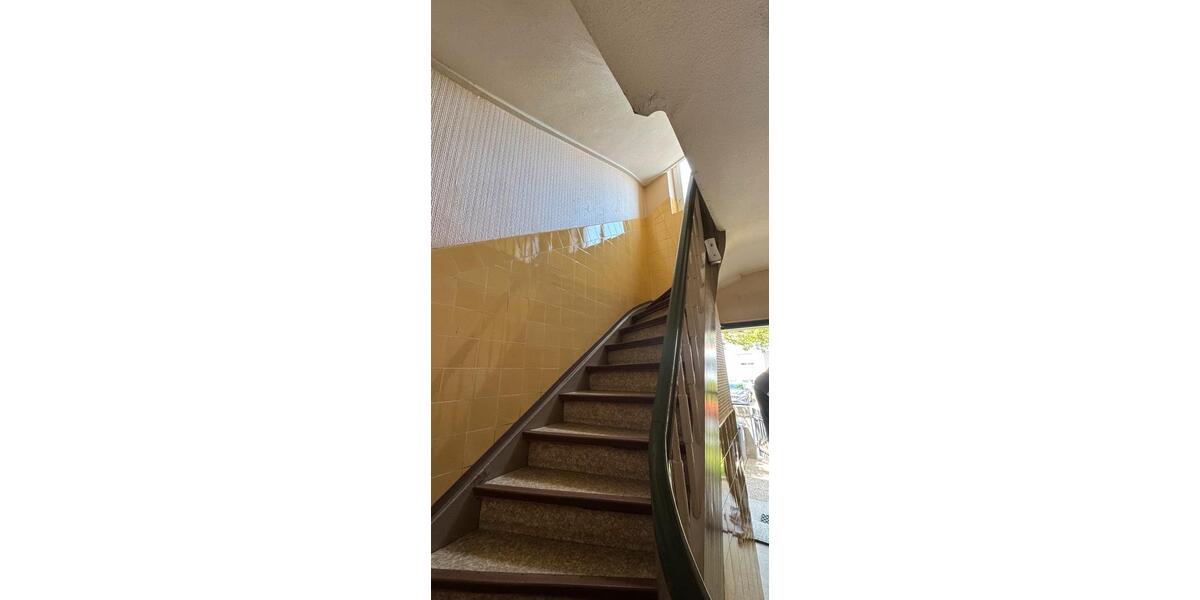 Dachgeschoßwohnung Nürnberg Erlenstegen - 2 Zimmer, 72 m&sup2;, 960&euro; | Angebot:25286793