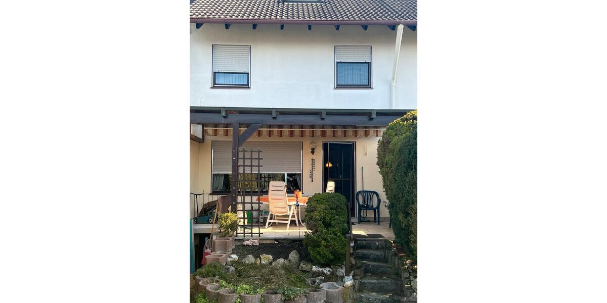 Reihenhaus Altdorf bei Nürnberg - 5 Zimmer, 120 m&sup2;, 380.000&euro; | Angebot:26723306