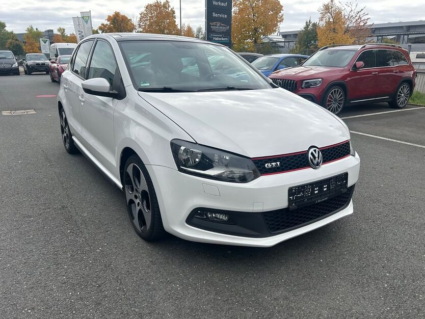 VW Polo 176.034 km 7.900 € Fürth 90763