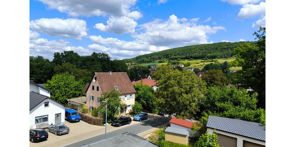 Dachgeschoßwohnung Offenhausen - 3 Zimmer, 65 m&sup2;, 175.000&euro; | Angebot:24292127