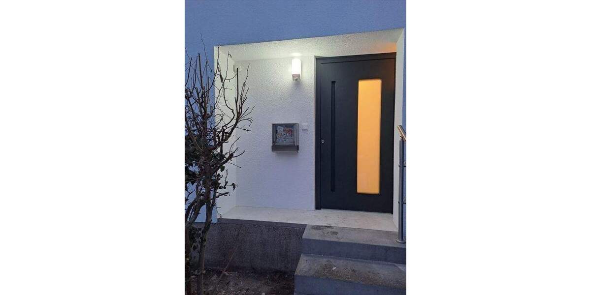 Reihenmittelhaus Nürnberg / Eibach Röthenbach b Schweinau - 4 Zimmer, 82 m&sup2;, 1.500&euro; | Angebot:25778331