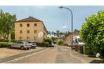 Attraktive Zwei-Zimmer-Wohnung mit sonnigem Balkon und guter Anbindung in Neunkirchen