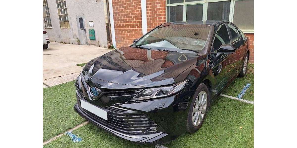 Toyota Camry 205.000 km 14.500 &euro; Nürnberg 90455