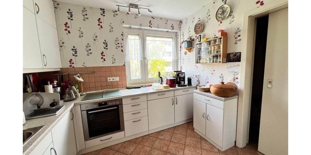 Mögeldorf-Ebensee, gefragte Lage! Vermietete 3-Zi.-ETW mit Südloggia + TG! 3 zimmer