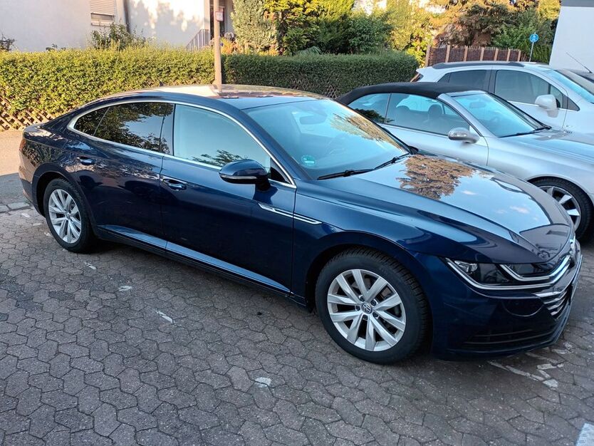 VW Arteon 82.400 km 18.499 € Fürth , Bay 90765