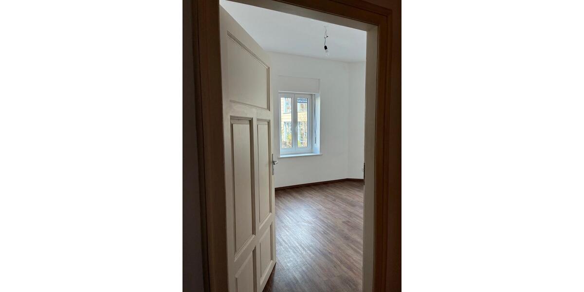 Erdgeschoßwohnung Fürth Altstadt - 4 Zimmer, 103 m&sup2;, 1.250&euro; | Angebot:26462969