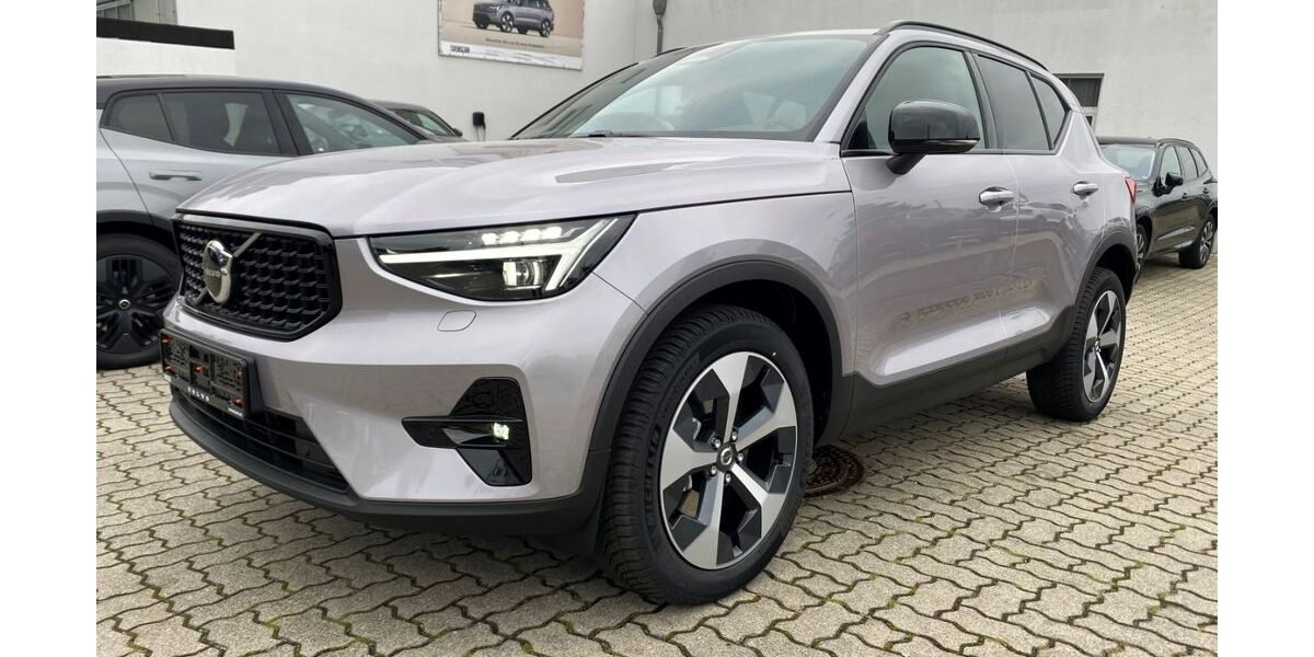Volvo XC40 12.490 km 39.990 &euro; Fürth 90765
