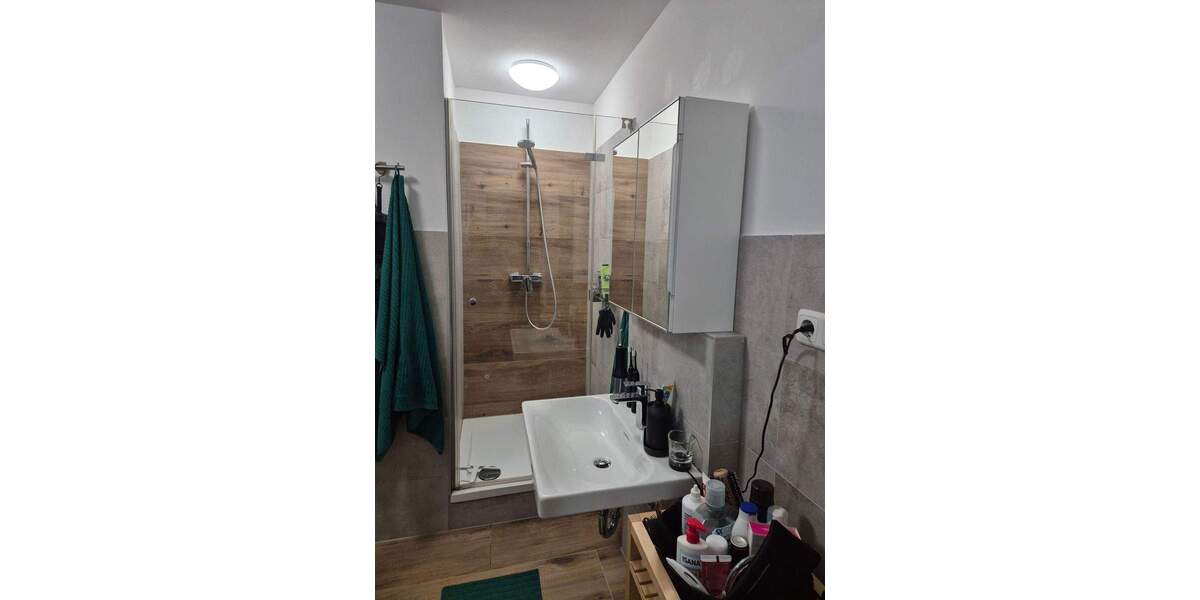 Etagenwohnung Heroldsberg - 2 Zimmer, 93 m&sup2;, 299.000&euro; | Angebot:25778062