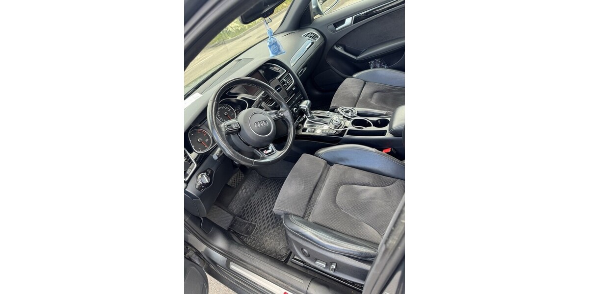 Audi A4 158.000 km 15.000 &euro; Nürnberg 90403