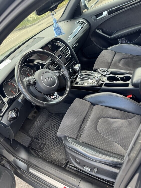 Audi A4 158.000 km 15.000 € Nürnberg 90403