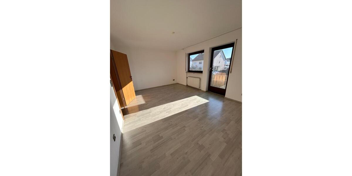 Doppelhaushälfte in Eckental-Forth 4 zimmer