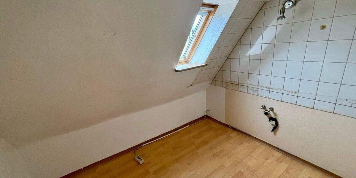 Einfamilienhaus Nürnberg Großgründlach - 7 Zimmer, 145 m&sup2;, 525.000&euro; | Angebot:25779105