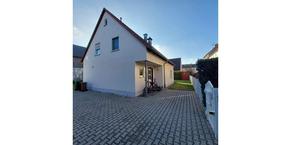 Einfamilienhaus Schwaig b. Nürnberg Schwaig - 6 Zimmer, 160 m&sup2;, 869.000&euro; | Angebot:25141506
