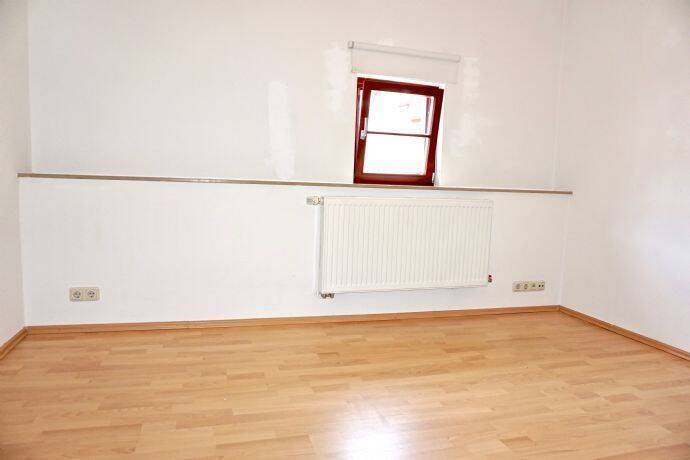 Etagenwohnung Nürnberg Mögeldorf - 3 Zimmer, 71 m&sup2;, 255.000&euro; | Angebot:26189908