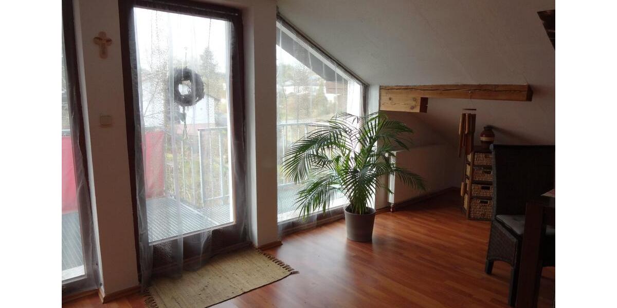 Dachgeschoßwohnung Möhrendorf - 2 Zimmer, 85 m&sup2;, 890&euro; | Angebot:26462967