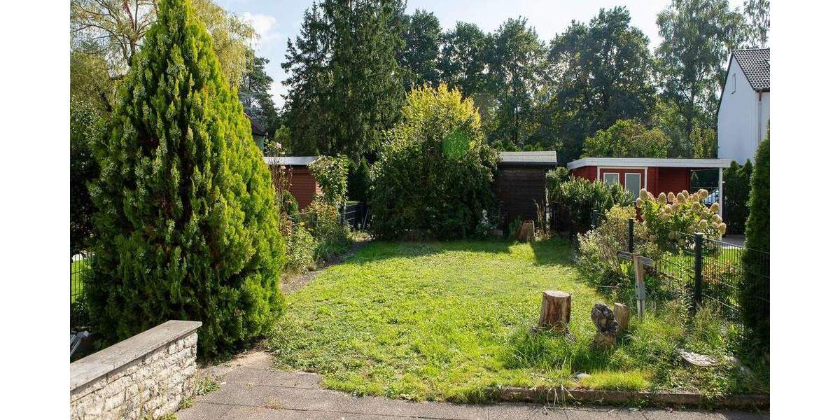 Reihenhaus in Top-Lage: großzügige Ausbaureserve im Dachgeschoss, leerstehend und provisionsfrei! 5 zimmer