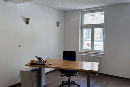 Büro in Fürth 1.467 € 163 m² zimmer