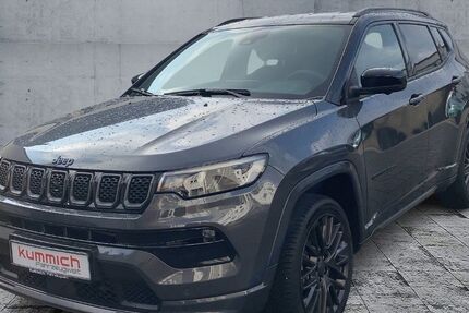 Jeep Compass 22.783 km 29.900 € Nürnberg 90429