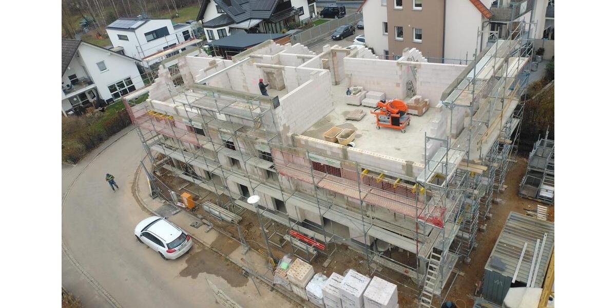 Dachgeschoßwohnung Leinburg - 3 Zimmer, 95 m&sup2;, 1.483&euro; | Angebot:24744600