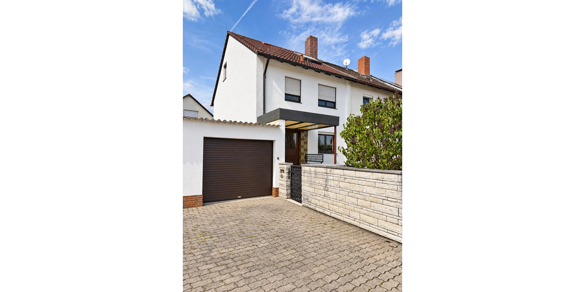 Einfamilienhaus Nürnberg Gaismannshof - 5 Zimmer, 113 m&sup2;, 270.000&euro; | Angebot:27398439
