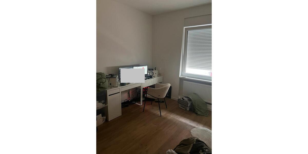 Eine WG Zimmer 16m 3 zimmer